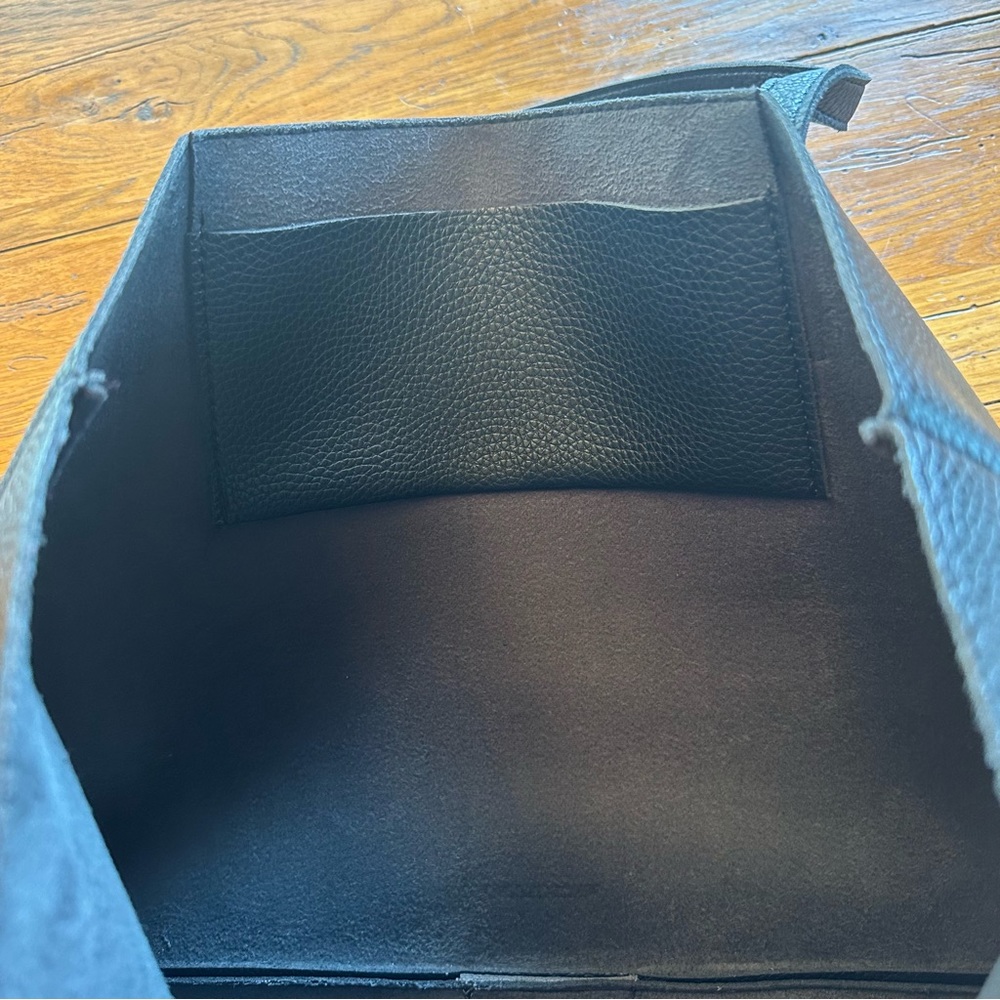 Vince Camuto Luck Black Pebbled Vegan Leather Tote - Picture 10 of 11